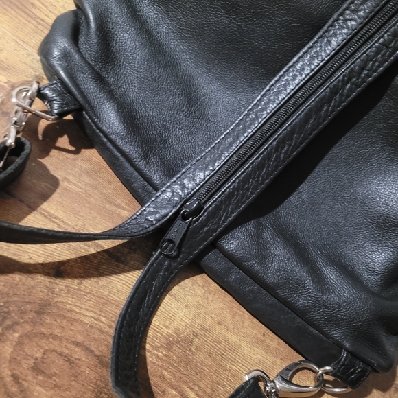 Buttery Soft Colorful Leather Convertible Crossbody, Shoulder, Backpack. - Picture 4 of 16